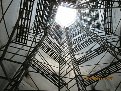 火炬保溫爐襯搭架施工 火炬保溫爐襯搭架施工